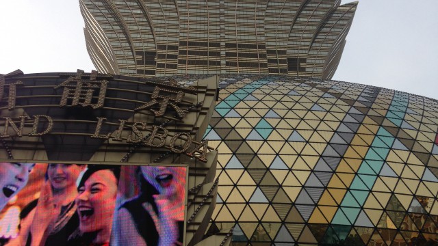 Macau: Gamble on happiness
