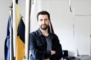 Yorgos_Sapountzis Based_in Berlin Ausstellung im Monbijou Park