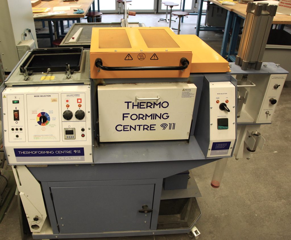 Thermoforming centre 911